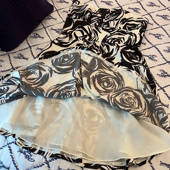 NWT White House Black Market strapless dress - Picture 5 of 13